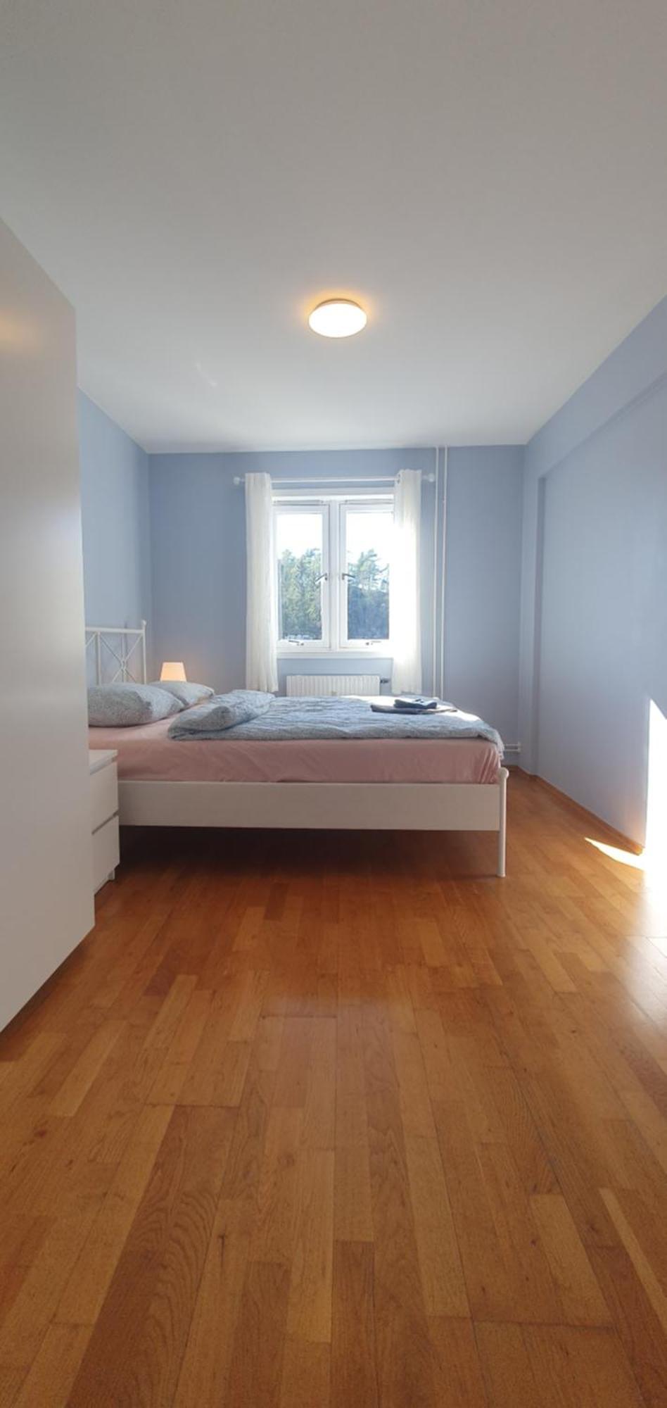 Bedroom In 12 Minutes To By Train Pensionat